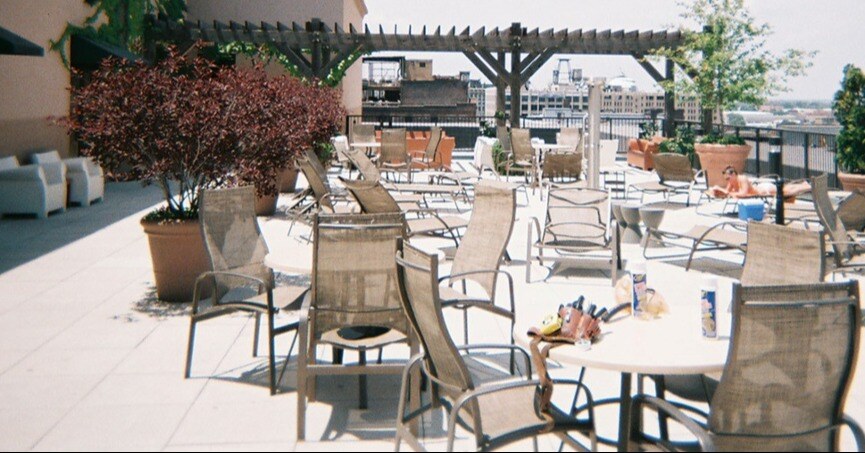 Merchandise mart rooftop deck